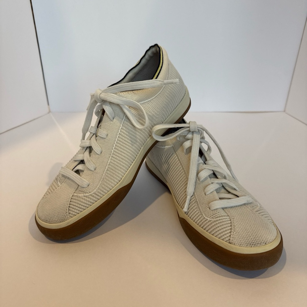Rothy’s | The Lace Up Women’s Sneaker in Vanilla - Sz 7